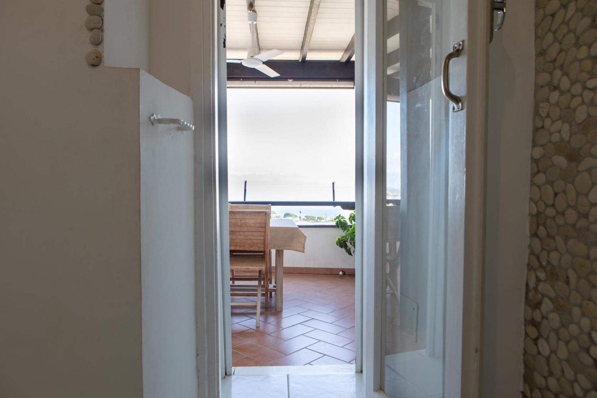 Casa Di Ulisse Vista Mare-free Parking-wi-fi